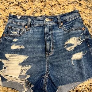 American Eagle Outfitters Distressed Blue Denim Shorts-Strigid